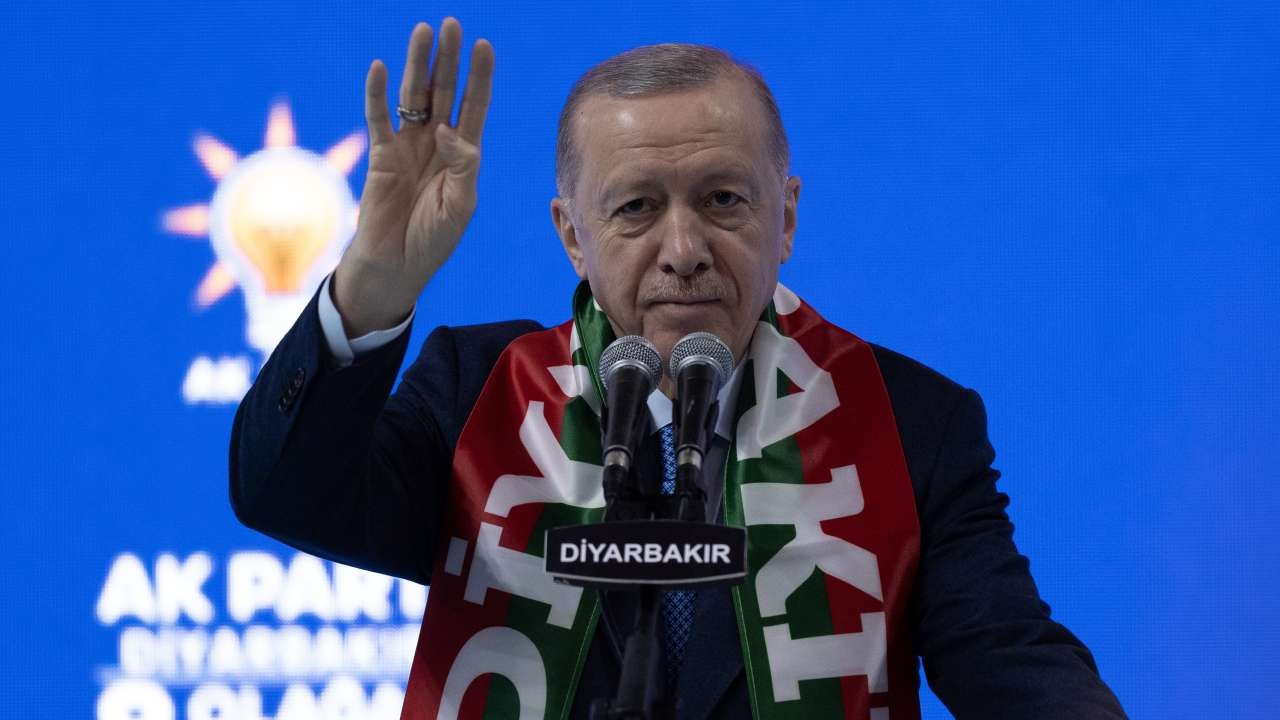 Erdoğan Diyarbakır’da: Önümüzde yeni bir imkan penceresi açıldı