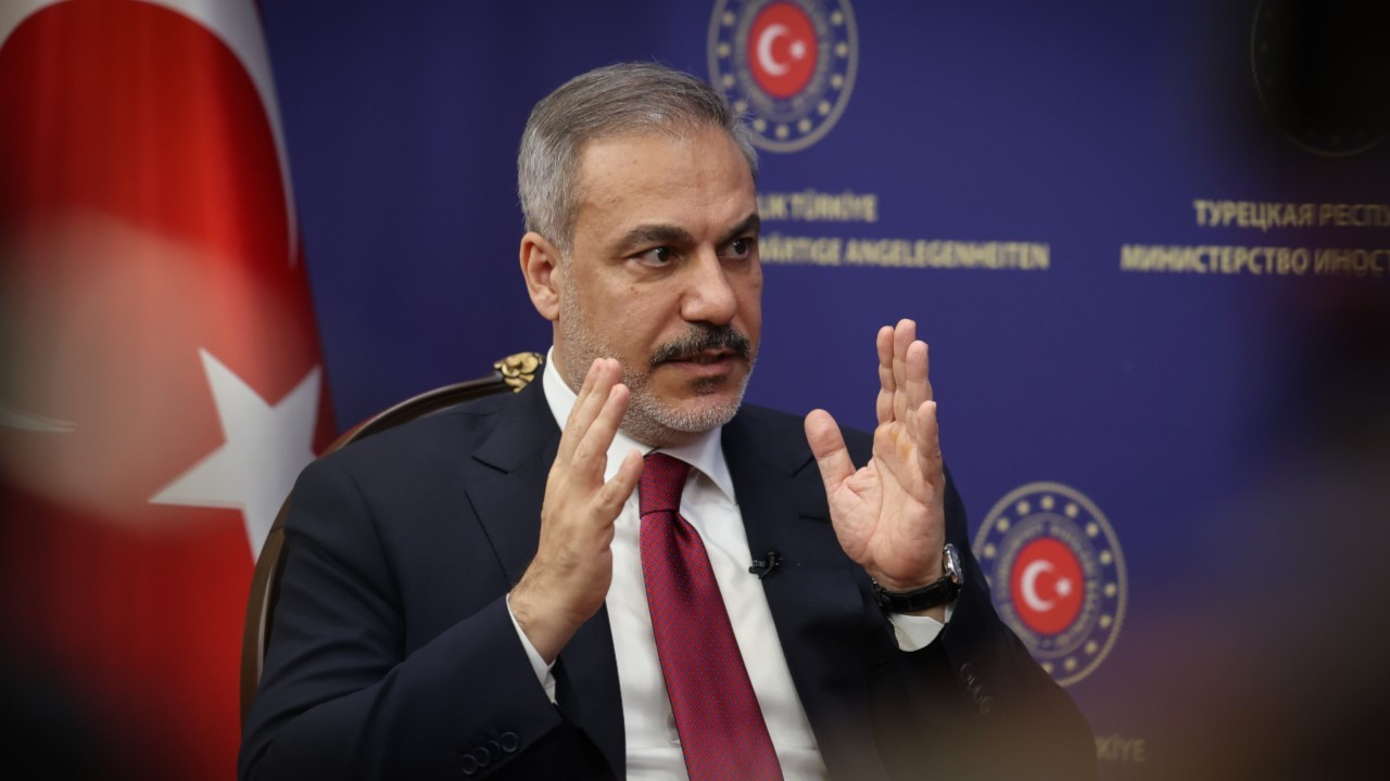 Hakan Fidan: YPG Suriye’yi terk etmezse askeri operasyon yaparız