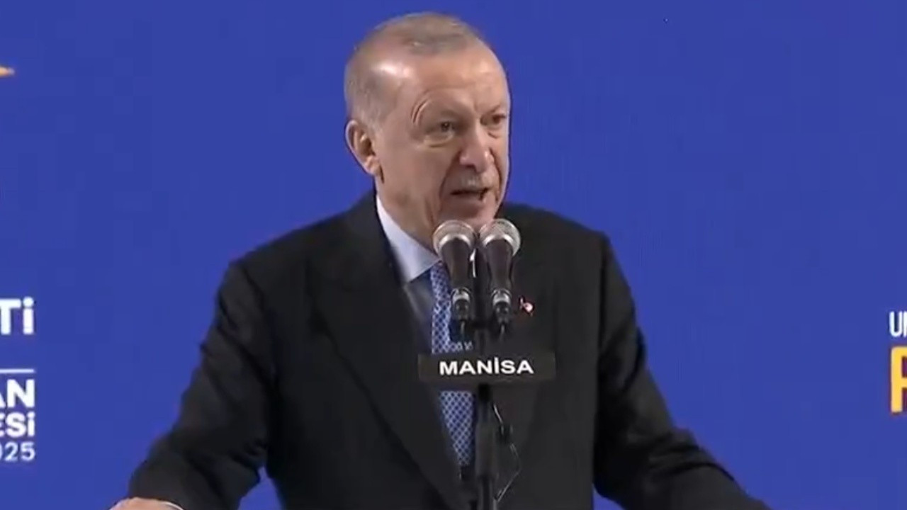 Erdoğan: Şaibeli bir kurultayla Bay Kemal’i partiden tehcir ettiler