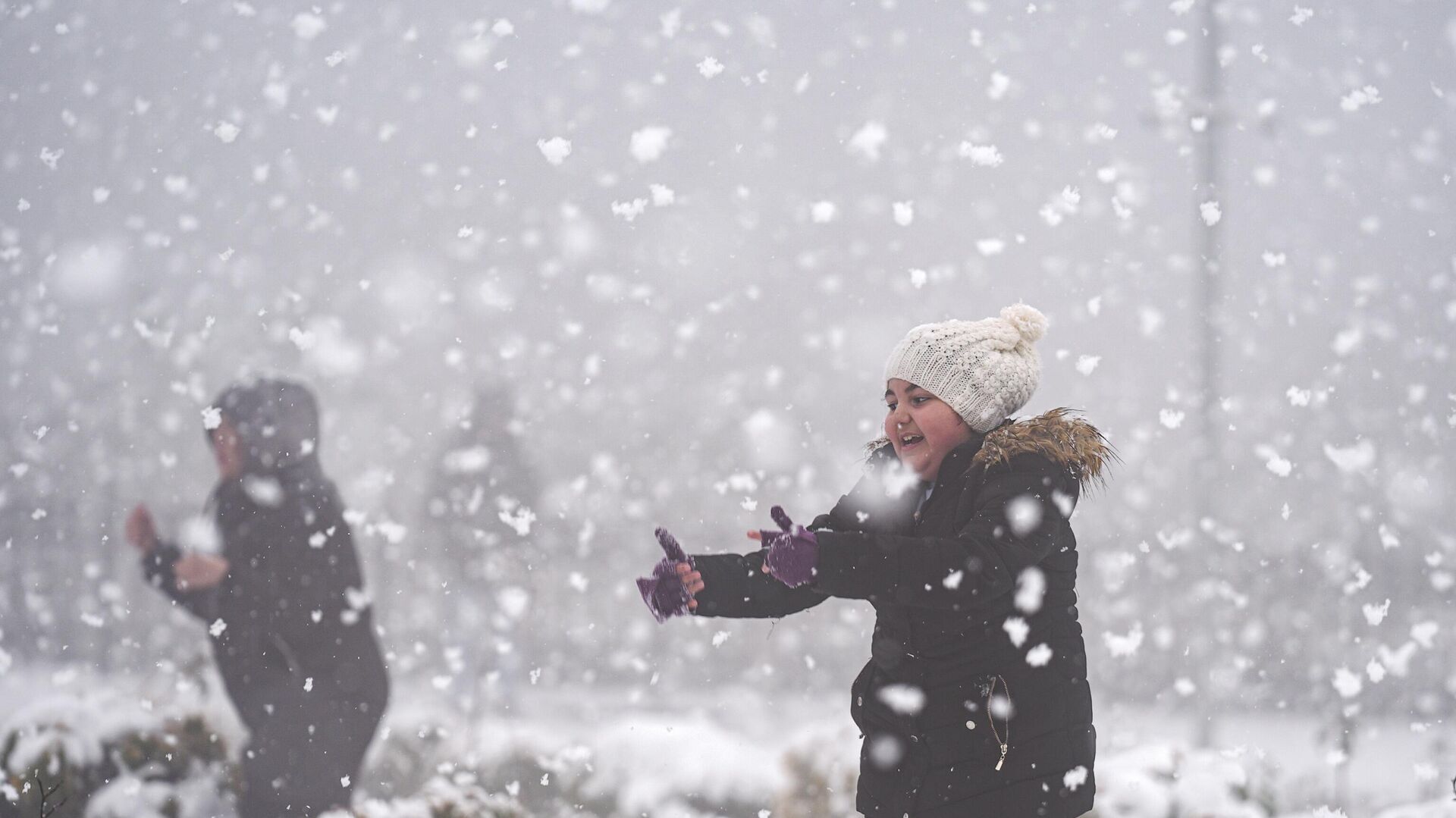 İstanbul’da okullar yarın tatil mi? Valilik 20 Şubat kararını açıkladı, Meteoroloji’den son dakika kar yağışı alarmı