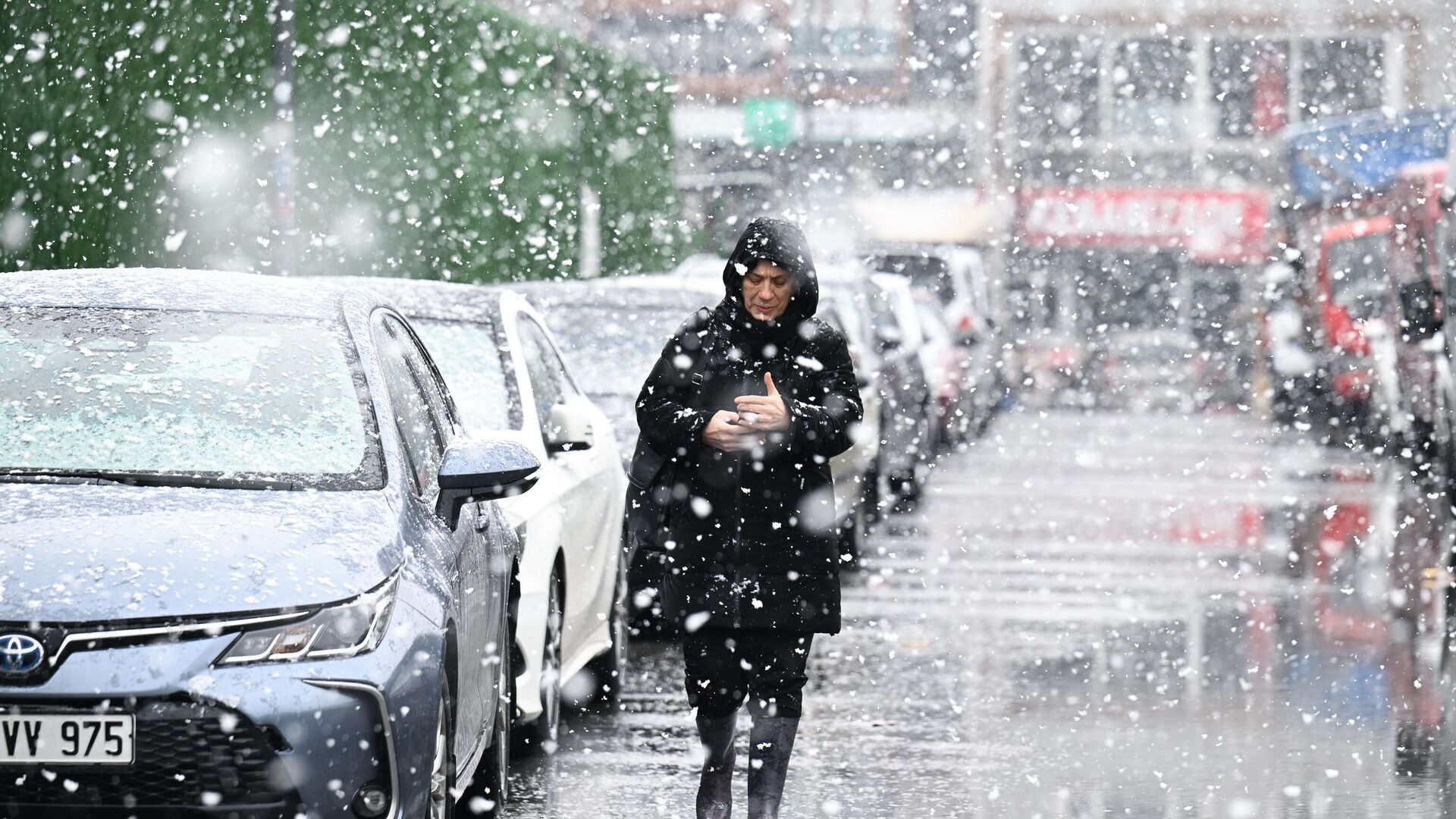Meteoroloji’den ‘soğuk hava ve kar geri dönüyor’ uyarısı: Hava sıcaklığı 8 derece birden düşecek
