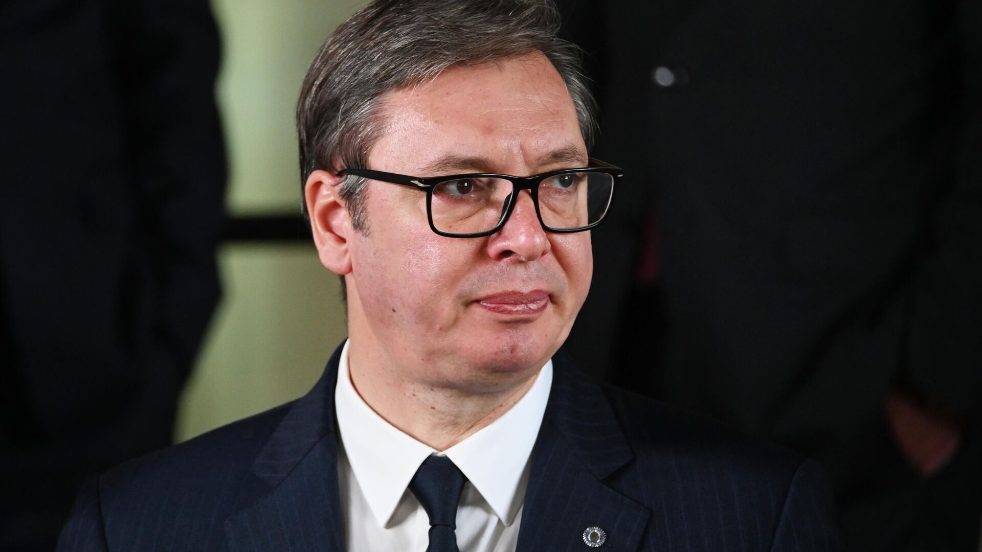 Sırbistan Cumhurbaşkanı Vucic kaza geçirdi: İçinde bulunduğu aracın lastiği seyir halindeyken yerinden çıktı