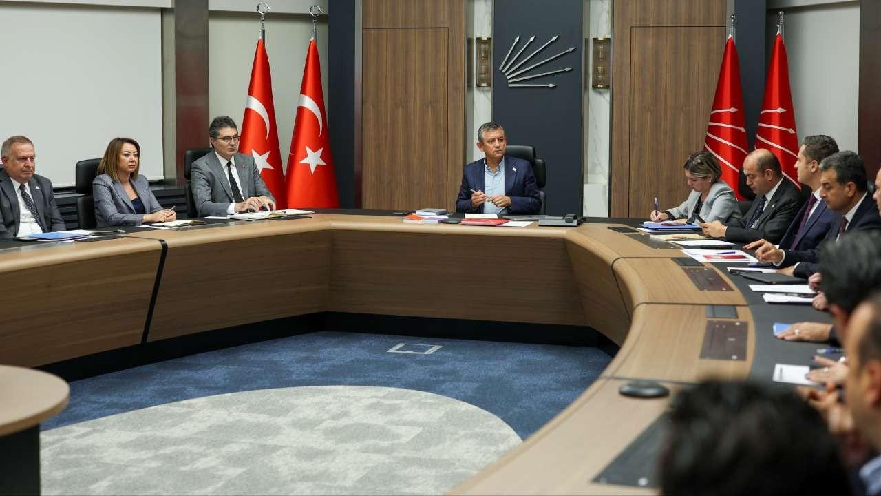 CHP MYK’de gündem Öcalan’ın çağrısı, süreç ve ön seçim