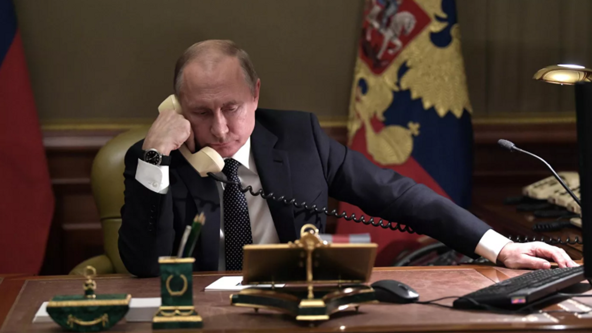 Putin, Lukaşenko ve Rahmon, Aliyev ile telefonla görüştü