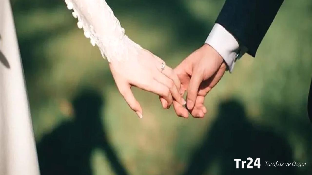 Bakan Göktaş açıkladı: Evlenecek çiftlere yeni destek kampanyası geliyor