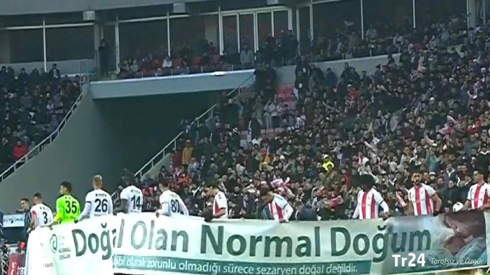 CHP’li Taşçıer’den “doğal olan olağan doğumdur” pankartına tepki: Biz normaliz, olağandışı olan sizin sapkın zihinleriniz!