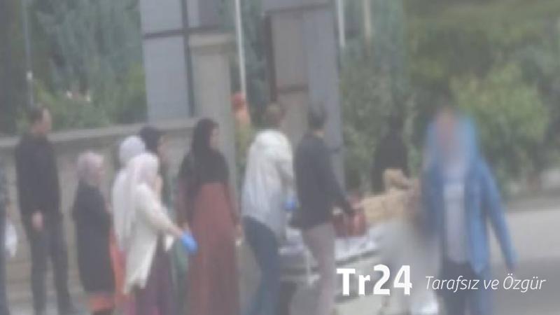 Diyarbakır’da bir kadın sokak ortasında doğum yaptı