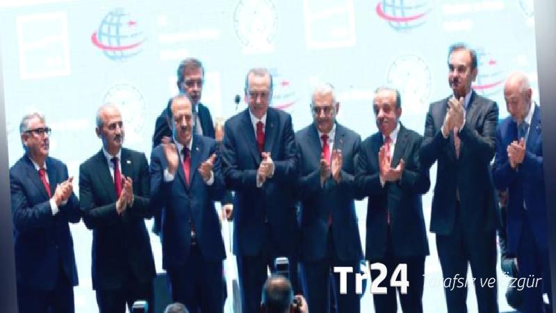 Fatih Altaylı: İktidar, uzun yıllar iş verdiği kendine en yakın firmaları bile yemekte bir beis görmüyor