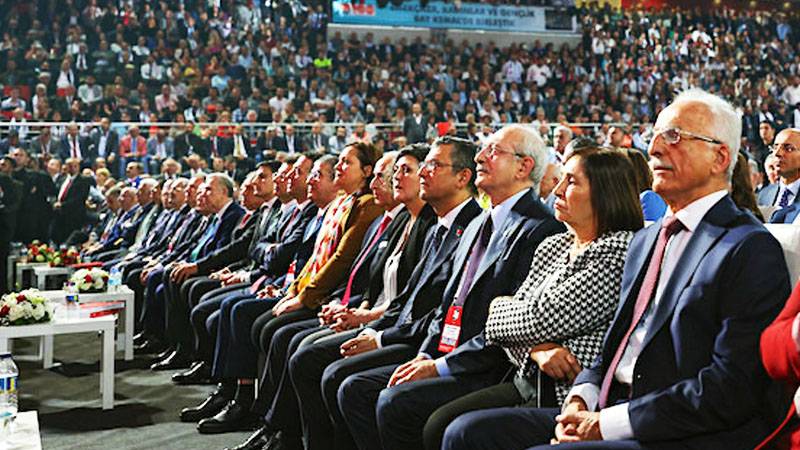 CHP’de ‘mutlak butlan’ tartışması | Hukukçular yorumladı: Kayyım değil, çağrı heyeti atanabilir