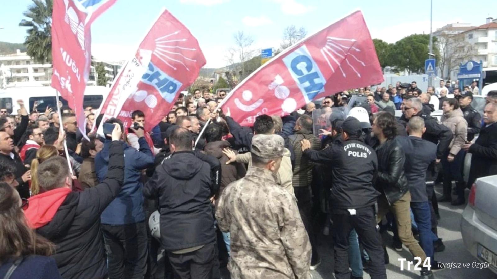 CHP’li Belediye Başkanı ile CHP yöneticilerine dava açıldı