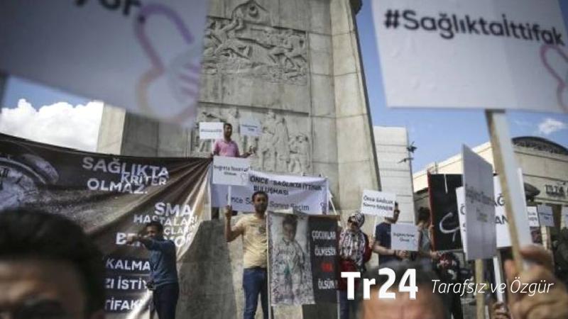 Valiliğin sesli stant yasağı sonrası ailelerden çağrı: Yardımlar engelleniyorsa o halde ilaçlar karşılansın