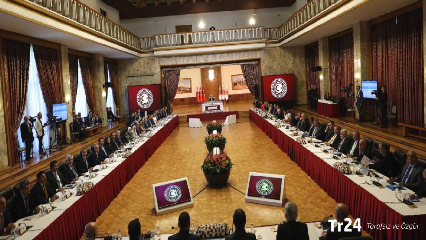 Numan Kurtulmuş: Kürt’ün onuru Türk’ün de gururunu incitmeyecek bir şekilde süreci yönetiyoruz