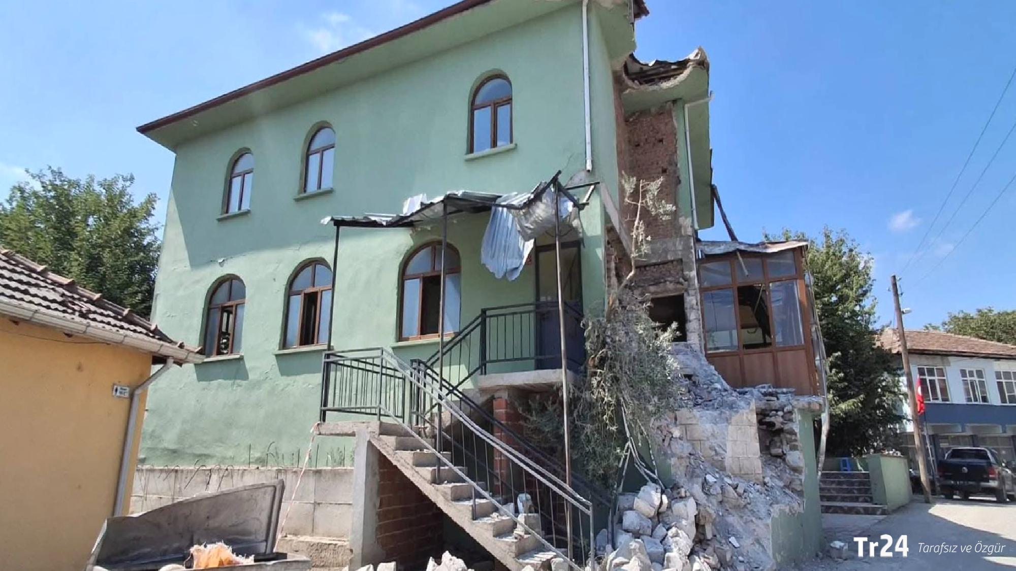 Prof. Dr. Okan Tüysüz’den Sındırgı değerlendirmesi: 10 binin üzerinde deprem yaşandı; olağan olmayan bir durum