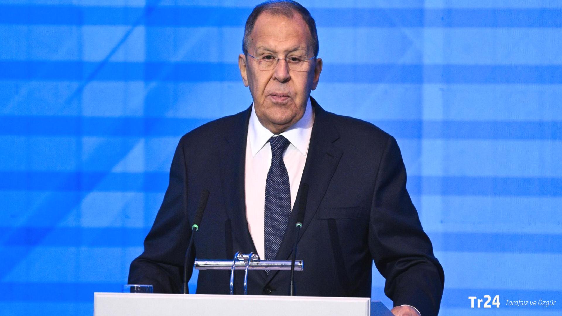 Lavrov: Putin-Trump zirvesinin sonuç vereceğine dair garantilere ihtiyacımız var
