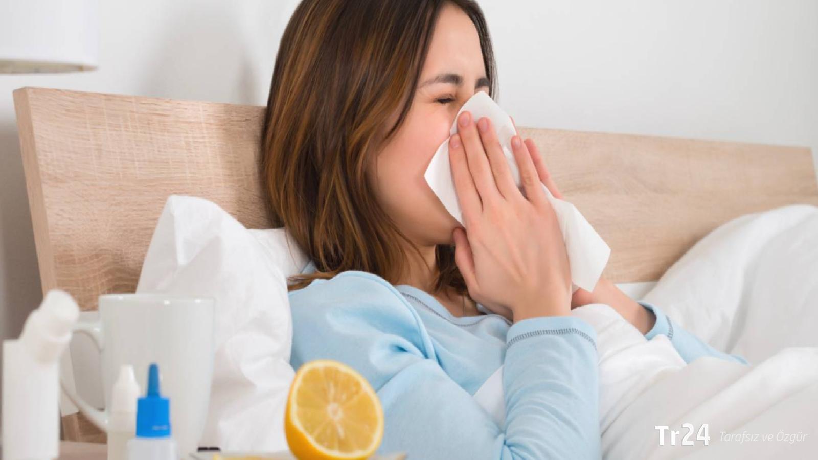 Uzmanından “grip artışı” uyarısı: Hastanelere başvurular yüzde 40 yükseldi, vakaların beşte biri Covid-19; risk gruplarına grip aşısı ücretsiz