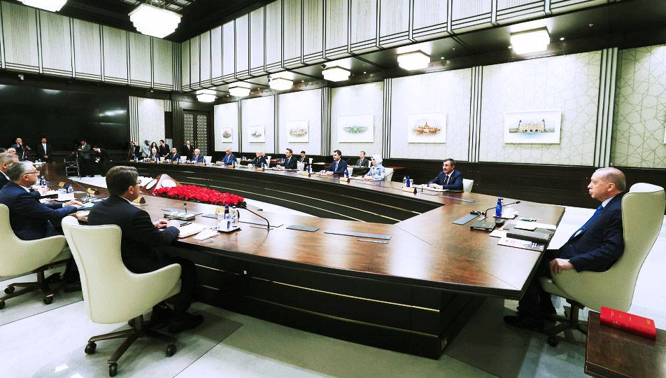 Kabine yarın toplanıyor: Masada 4 ana başlık var