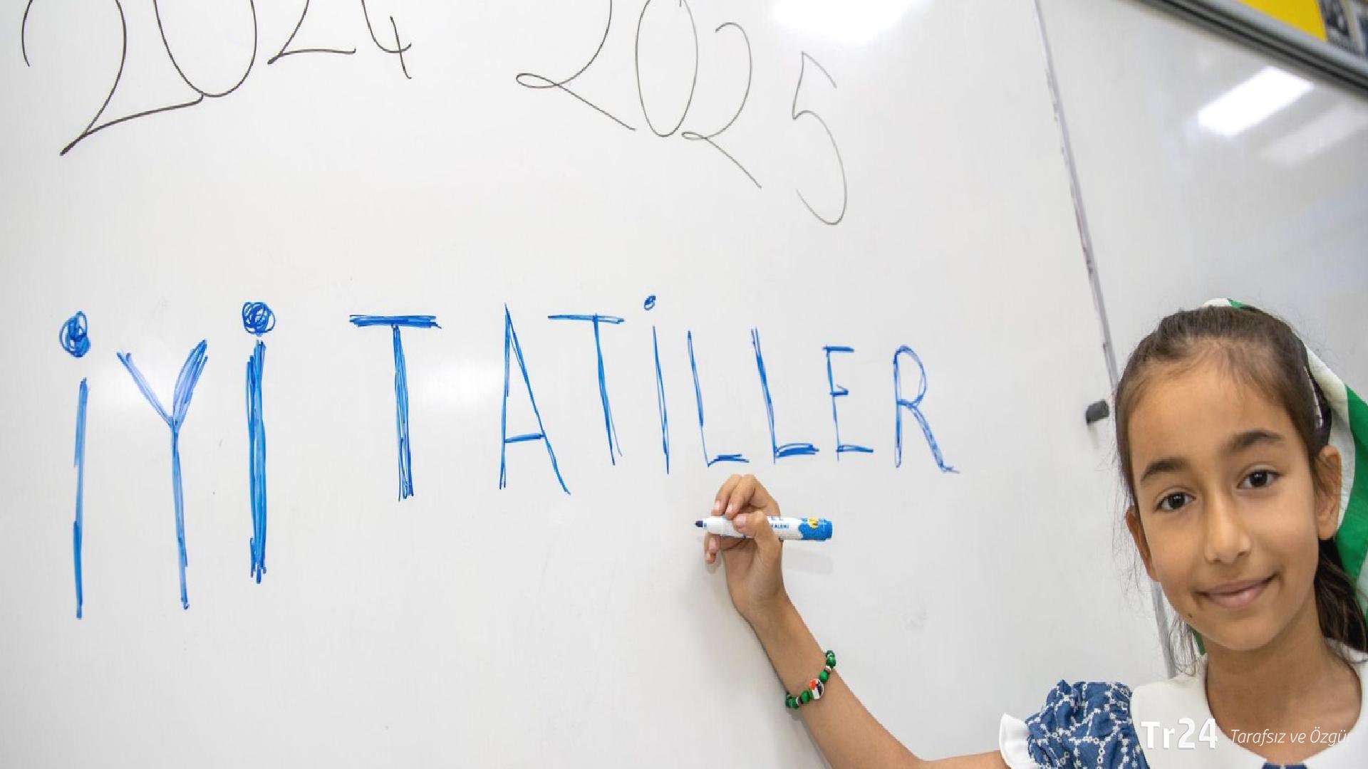 Okullarda ara tatiller kalkıyor mu? Milli Eğitim Bakanı açıkladı