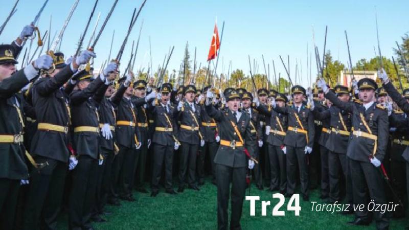 Teğmenlerin Genelkurmay Başkanı Selçuk Bayraktaroğlu hakkında yaptığı suç duyurusu reddedildi