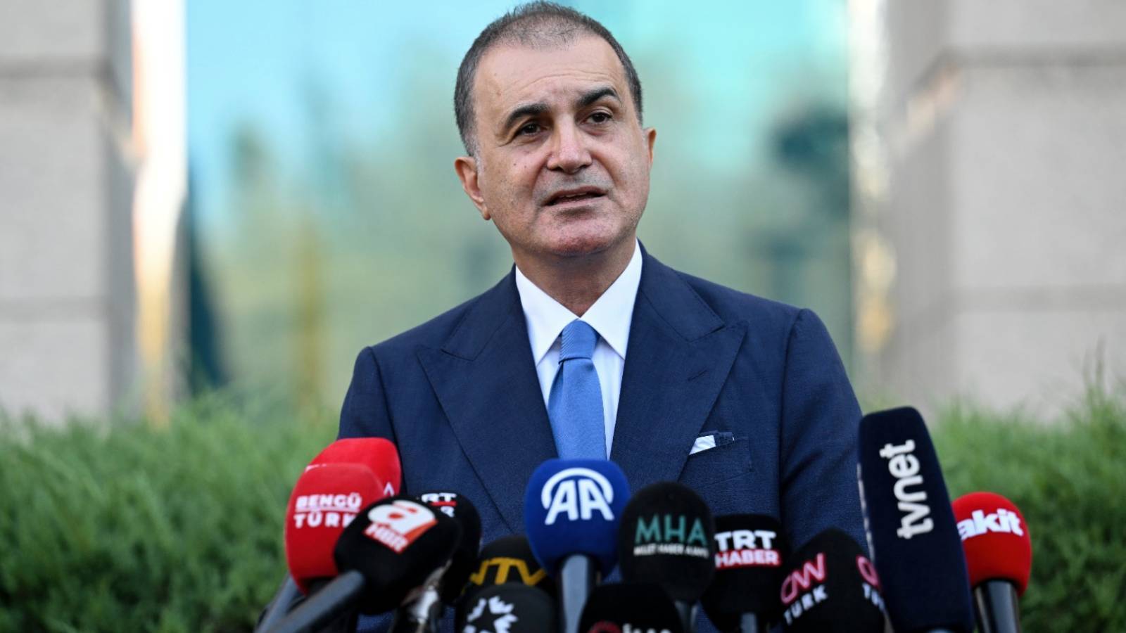 AKP Sözcüsü Çelik: Irak’ta silah bırakılması gerektiği gibi aynı şekilde Suriye’de SDG’nin varlığı sona ermeli