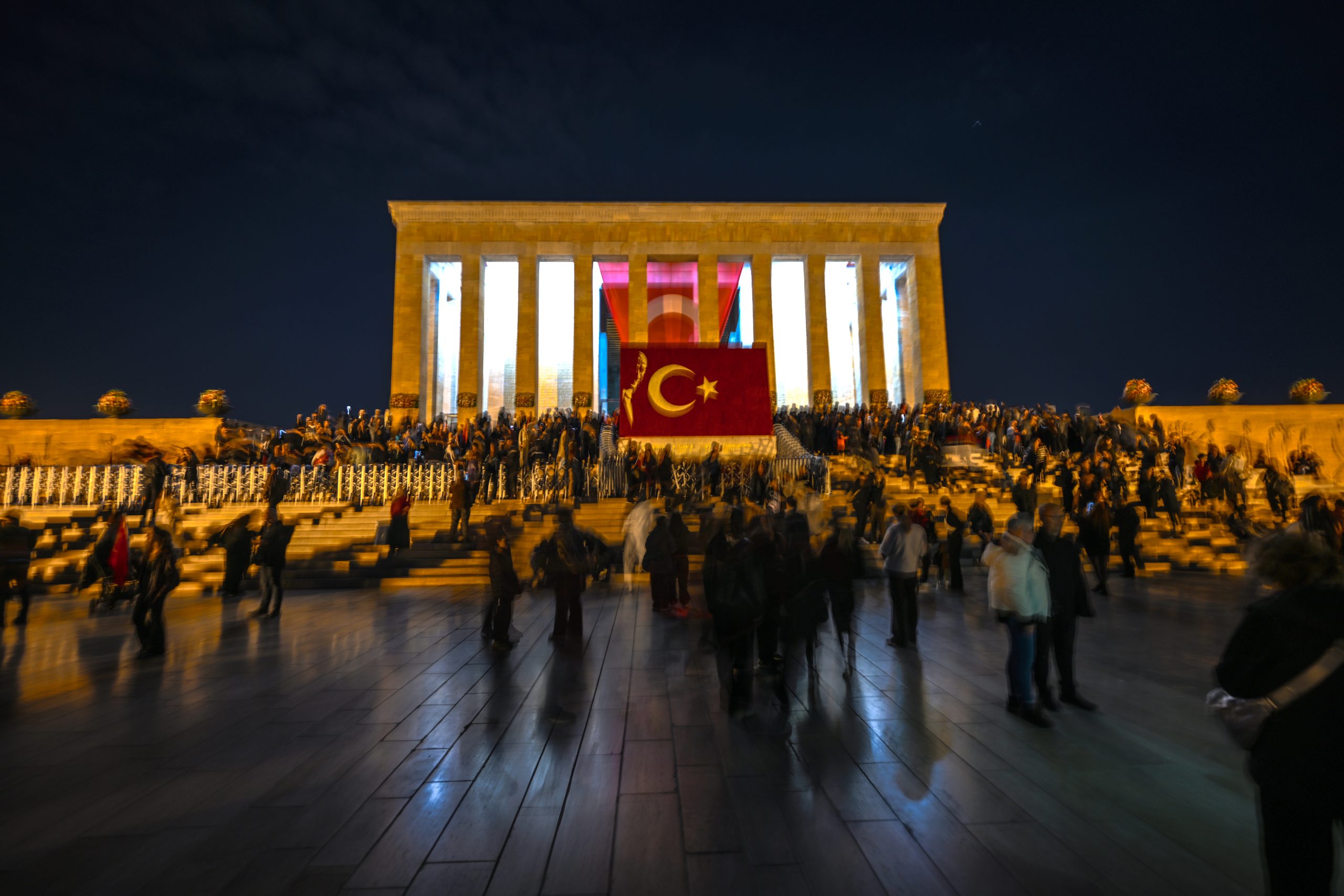 Anıtkabir’deki Erdoğan sloganlarına MSB’den açıklama: Hizmetler, kurallar ve yürürlükte bulunan mevzuatlar çerçevesinde yürütülmekte