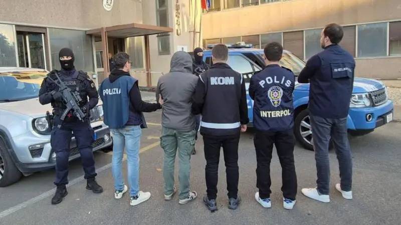 Barış Boyun suç örgütü davası: Yargılanan 40 çocuğun hikâyesi ne anlatıyor?