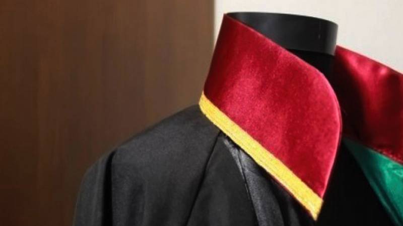 Emekli hakim baba, Cumhuriyet savcısı kızına şiddet uyguladı