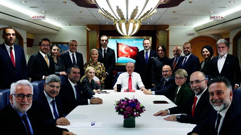 Hande Fırat’tan gazetecilik ve siyasette ‘çizgi aşıldı’ çıkışı: Şimdi iğneyi batırma zamanı -2-