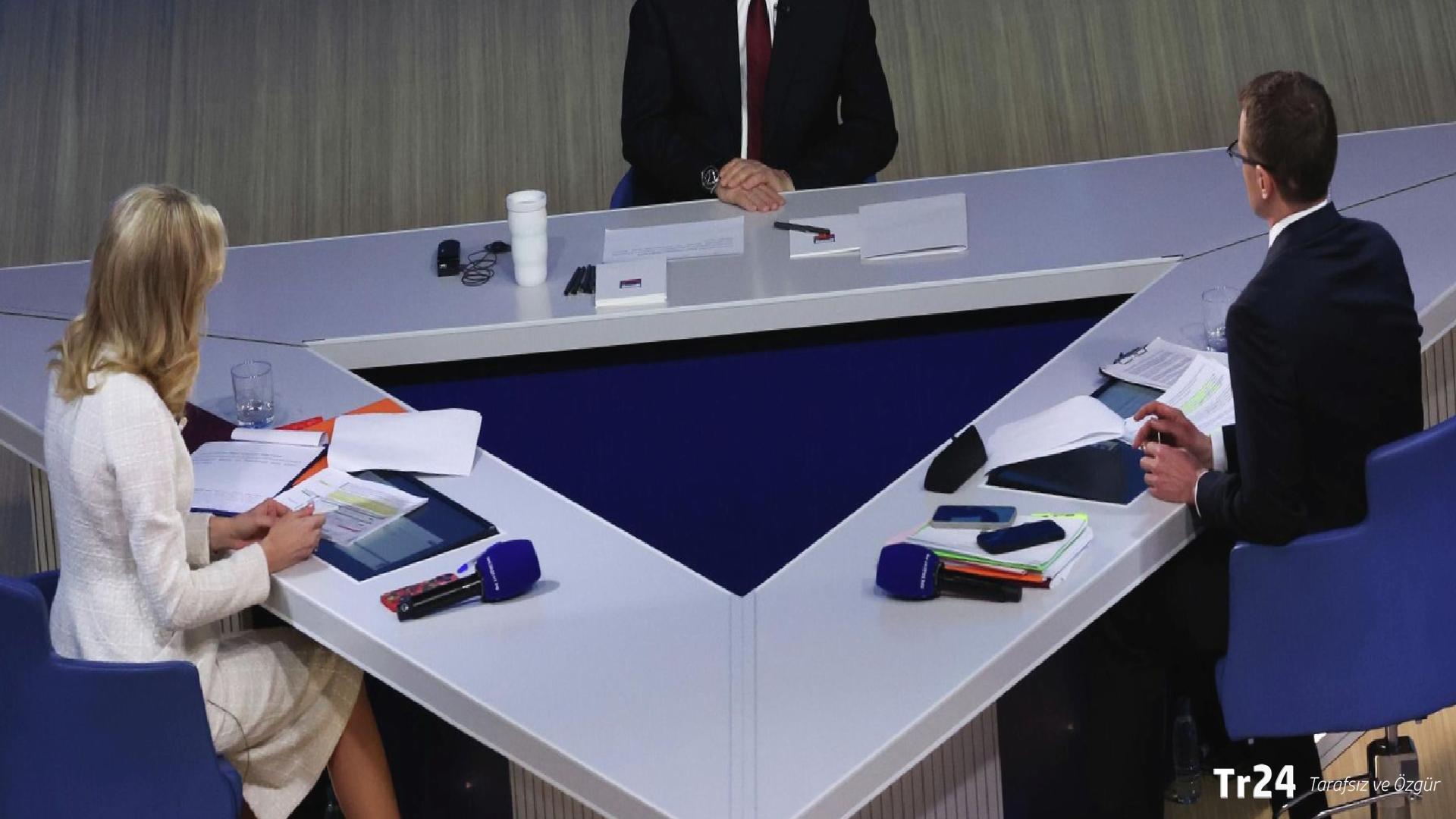 İranlı uzman: Putin’in ‘Direkt Hat” programı, halk desteğinin ve gerçek demokrasinin göstergesi