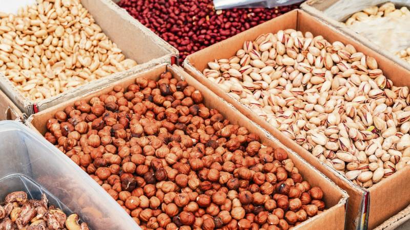 Kuru yemiş fiyatları cep yakıyor: Bir adet Antep fıstığı 2,5 lira!