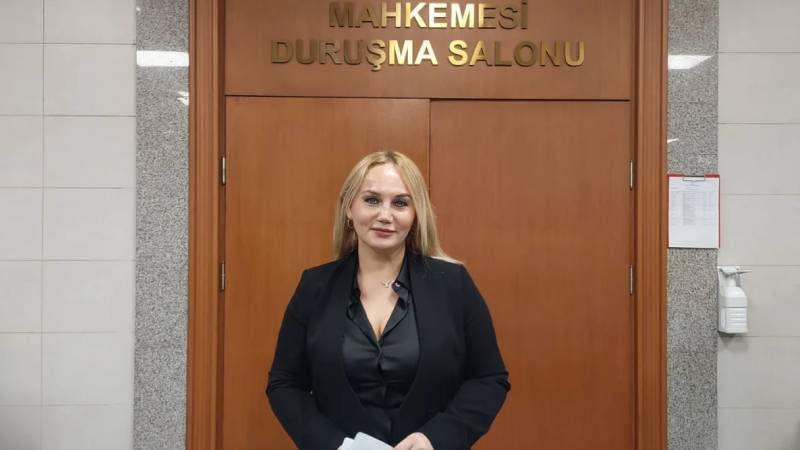 Sanatçı Pınar Aydınlar’a örgüt üyeliğinden 6 yıl 3 ay hapis cezası