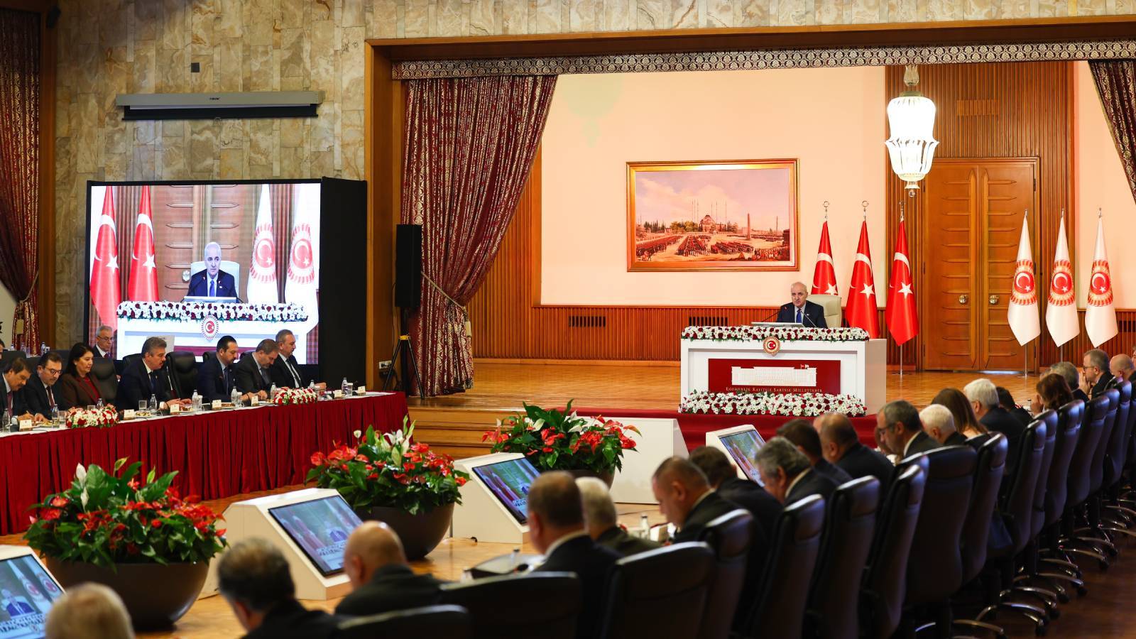 Süreç Komisyonu raporunun yazımı ve içeriğinde farklı görüşler