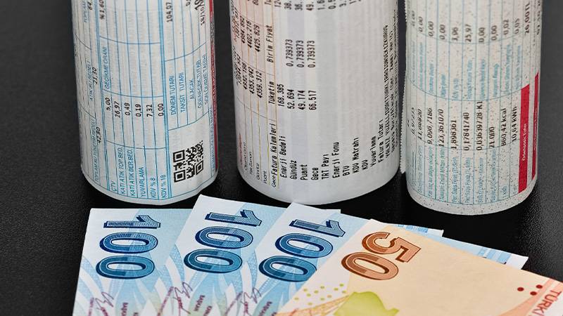 Bakan Bayraktar açıkladı: Elektrik ve doğalgaza zam gelecek mi?