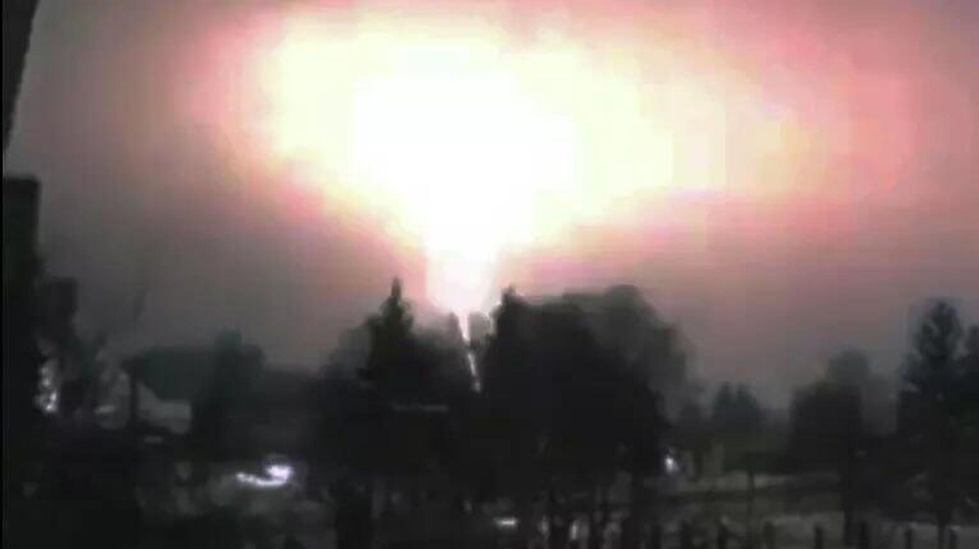 İngiltere’den ‘Oreşnik’ iddiası: İngiltere Savunma Bakanı, füzenin düştüğü yerin yakınındaydı