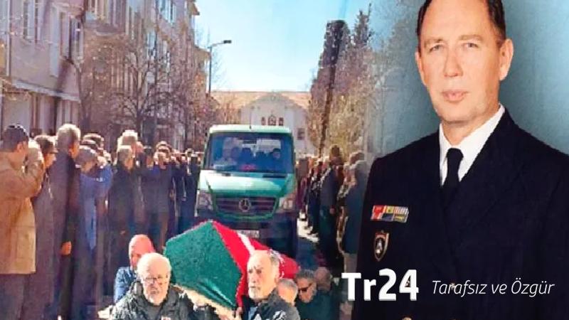 28 Şubat davasında hapis yatmıştı | Emekli Koramiral Aydan Erol, er olarak defnedildi: Silah arkadaşları yalnız bırakmadı