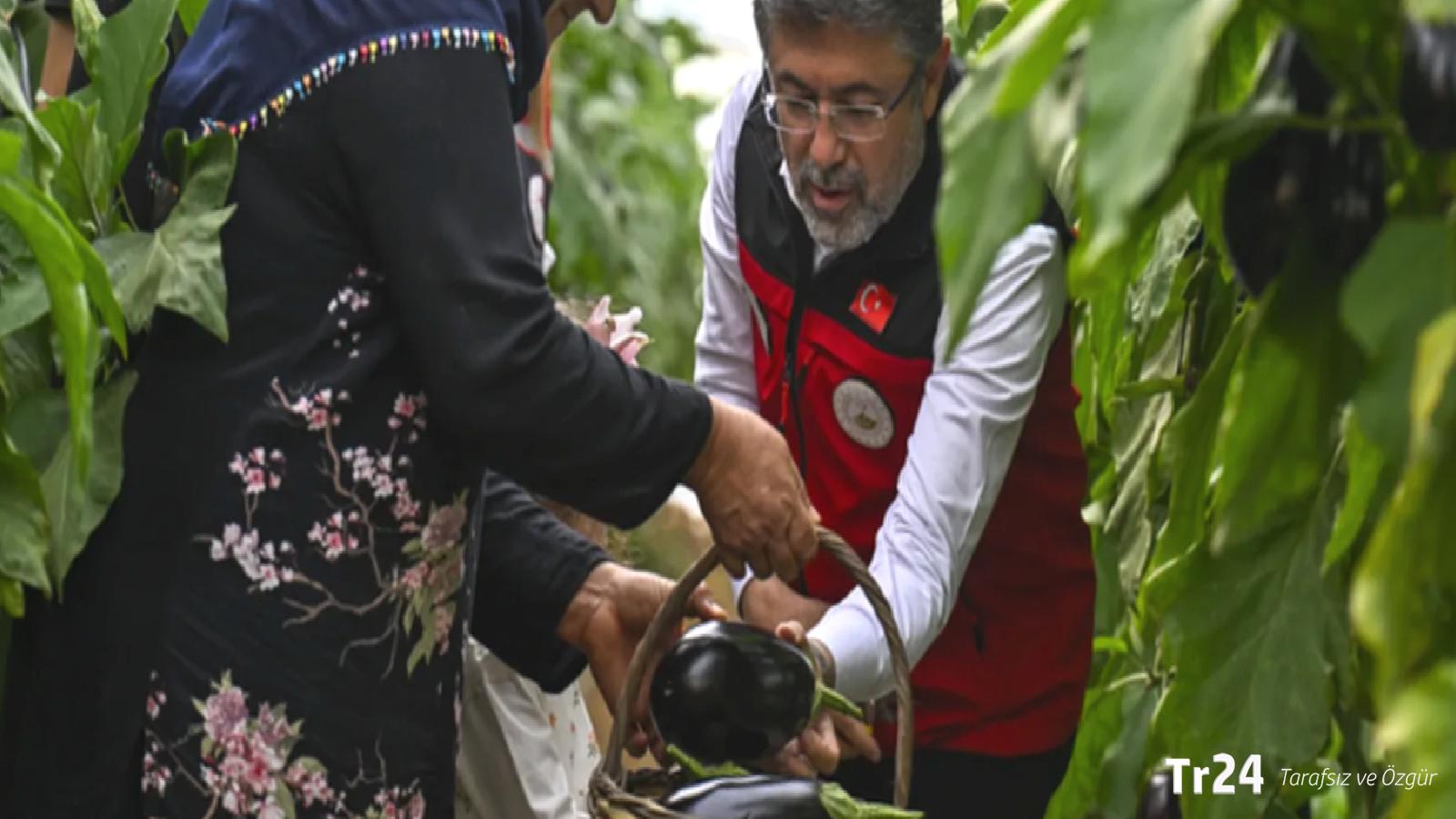 Bakan Yumaklı’dan tarımda ‘dezenformasyon’ uyarısı: İsrail’den bir tane bile tohum almıyoruz!