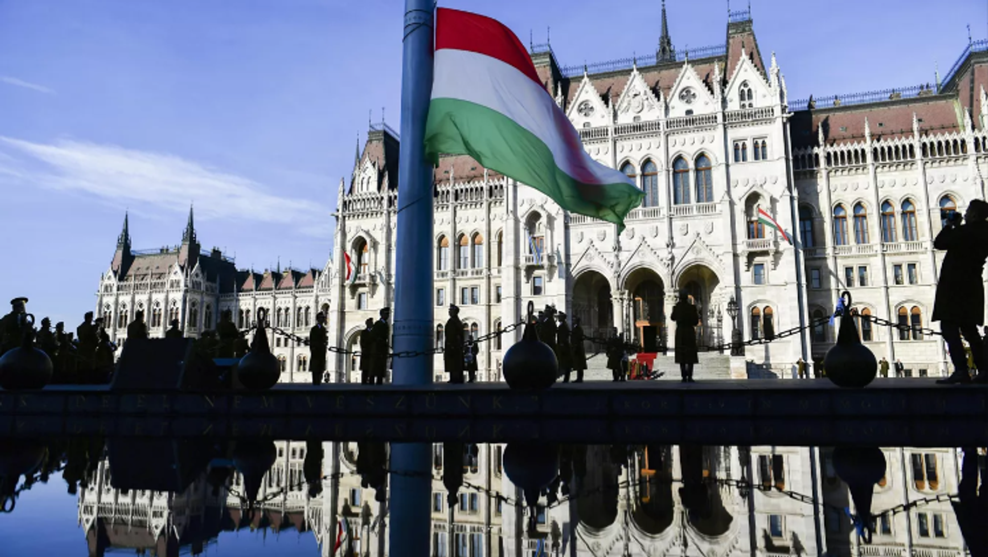 Macaristan, yeni Rusya karşıtı yaptırım paketini ve Kiev’e verilecek krediyi veto etti