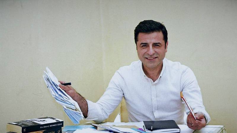 MHP’li Feti Yıldız’dan Selahattin Demirtaş yorumu: Konuya isimler üstünden değil, Anayasa’nın 90. maddesinden bakmak lazım