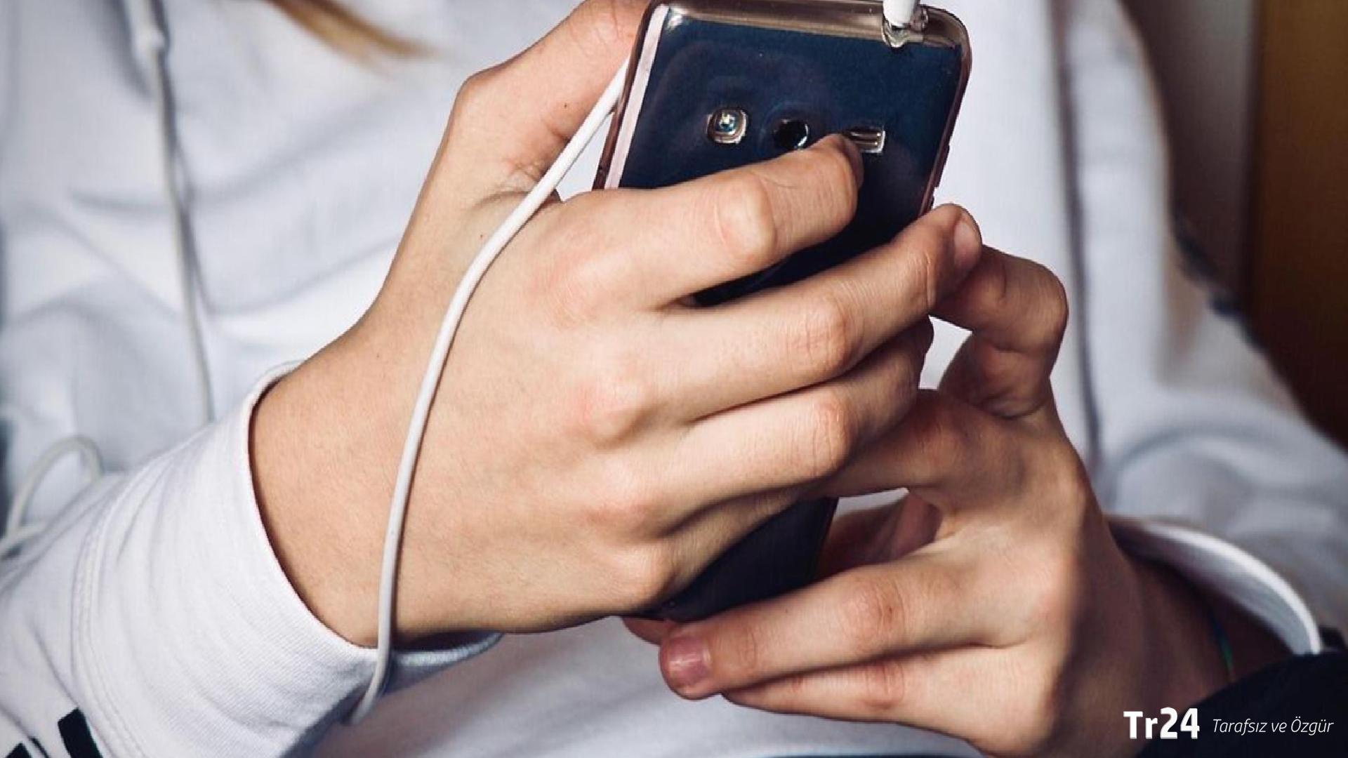 Sıra Polonya’da mı?: Nüfusun yüzde 90’ı çocuklara sosyal medya sınırı istiyor