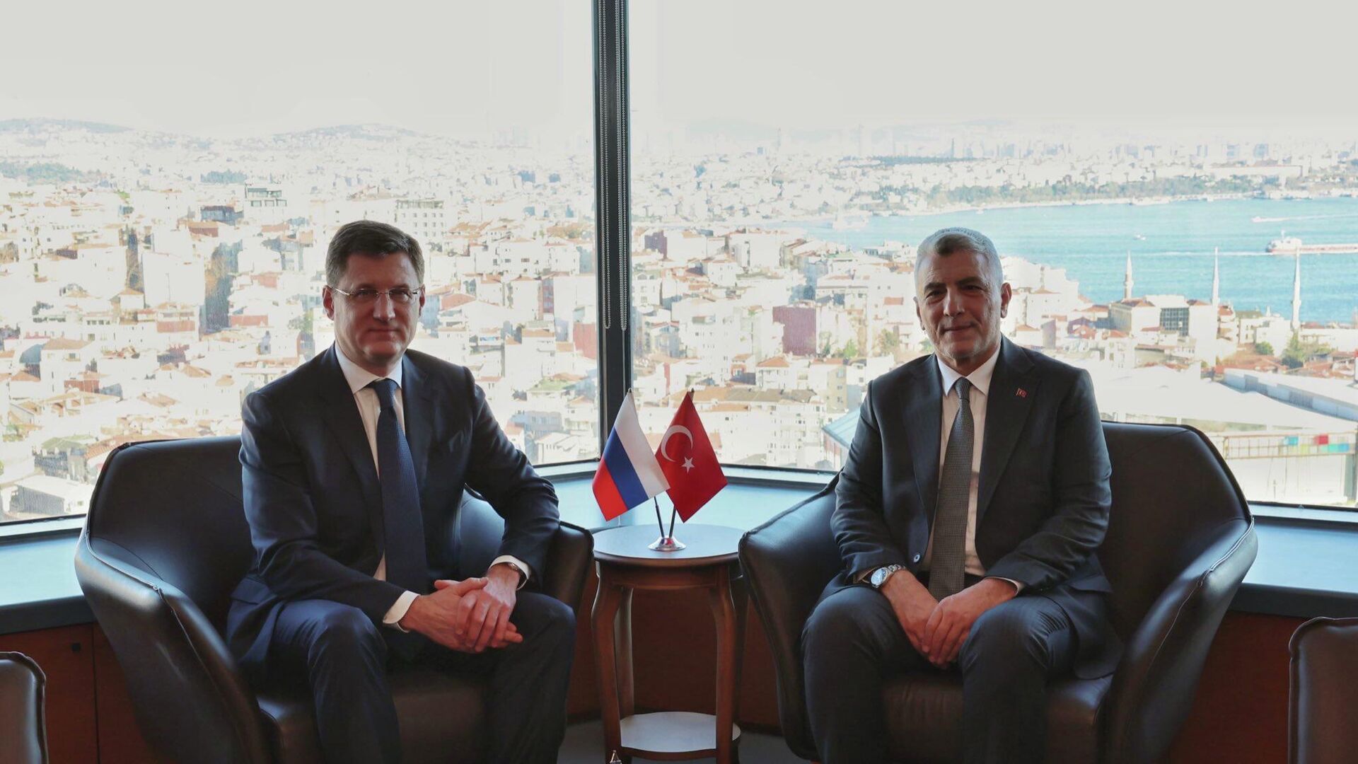 Ticaret Bakanı Ömer Bolat, Rusya Başbakan Yardımcısı Aleksandr Novak ile görüştü