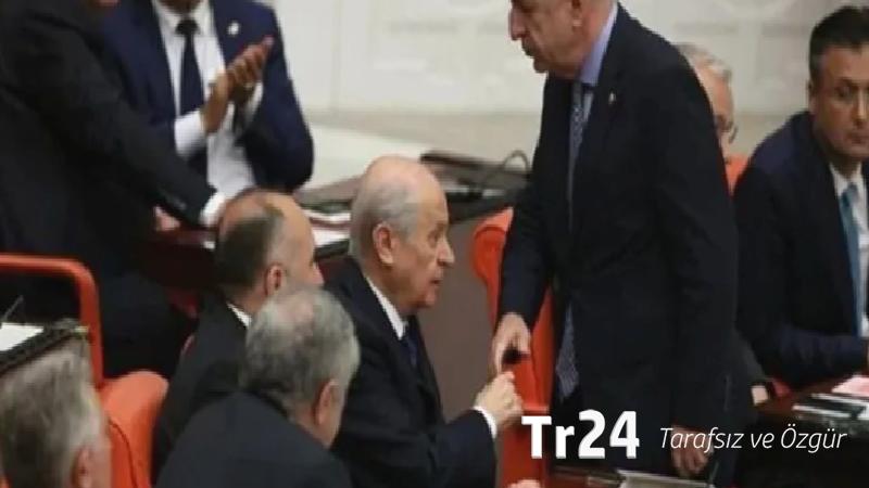 Ümit Özdağ’dan Devlet Bahçeli’ye tepki: Türkiye Cumhuriyeti ile Öcalan ve PKK’nın şartlarına teslimiyet arasında bir seçim zamanı!