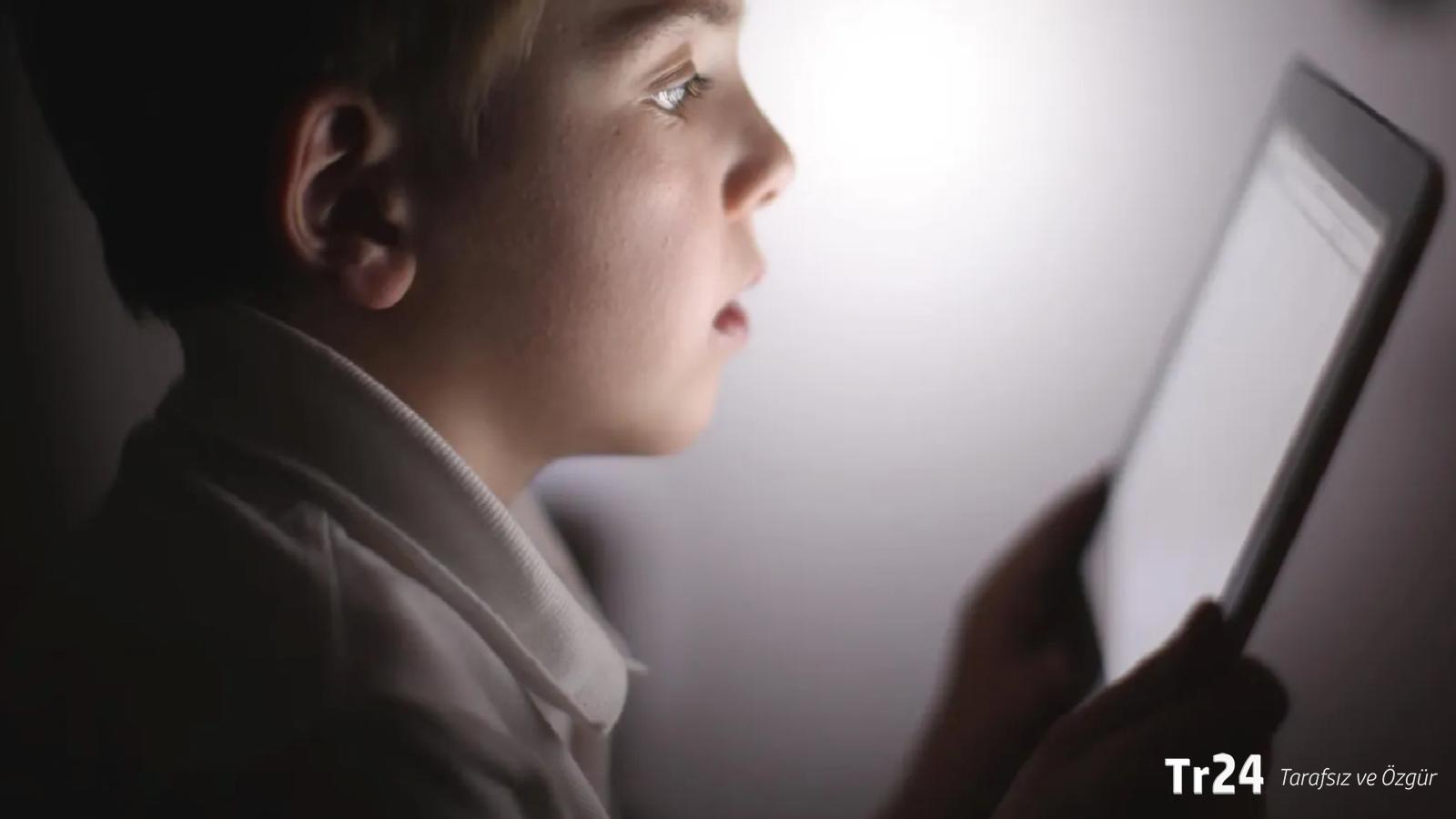 Bakan Uraloğlu’ndan ebeveynlere çağrı: Çocukların dijital dünyasını takip edin