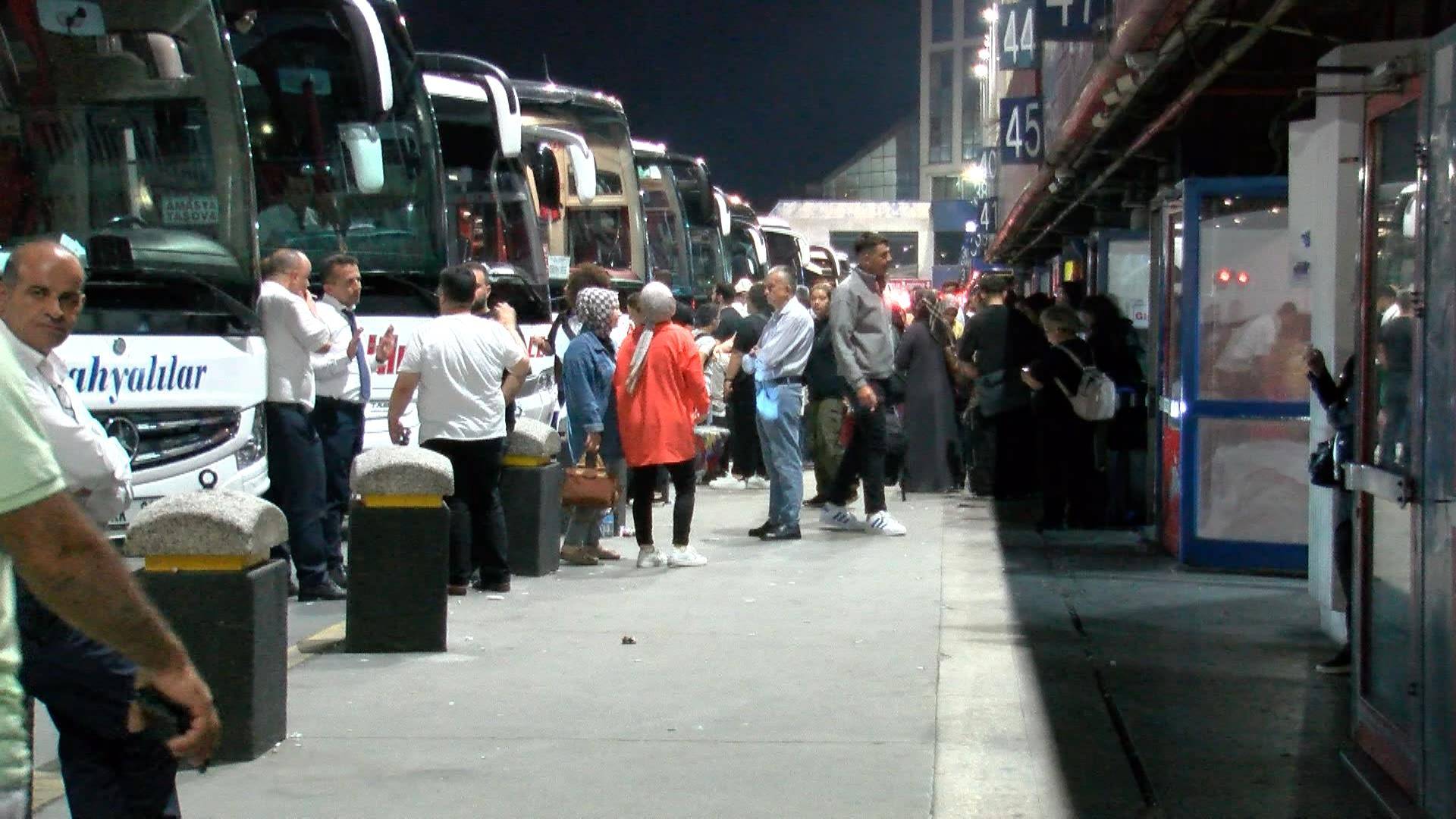 Bayram öncesi hareketlilik: Biletlerin yüzde 90’ı tükendi