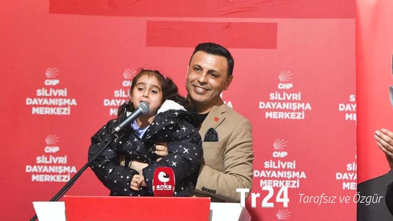 CHP İstanbul İl Başkanı Özgür Çelik, Silivri’de yapılan bayramlaşmada konuştu: Umut Silivri zindanında, arkadaşlarımızın büyük direnişinde ve mücadelesindedir
