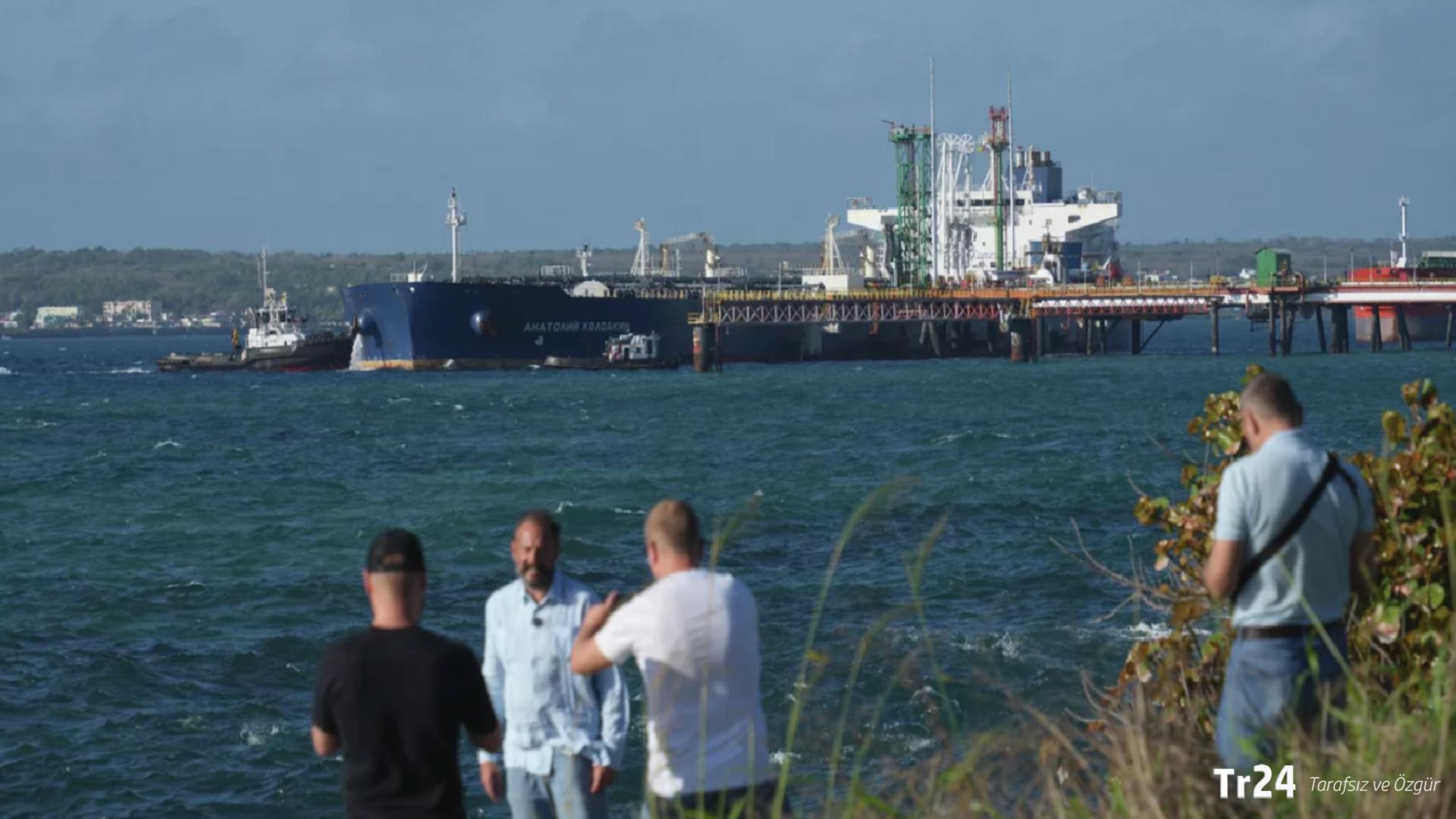 ‘Rus petrol tankerinin Küba’ya ulaşması siyasi ve sembolik bir zafedir’