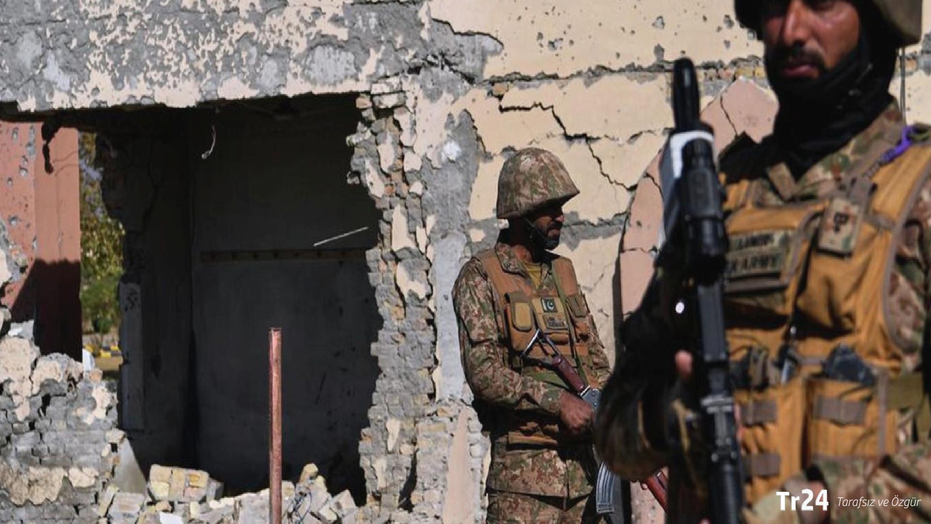 Sınır hattında gerilim: ‘Afganistan, Pakistan askeri noktalarını hedef aldı’