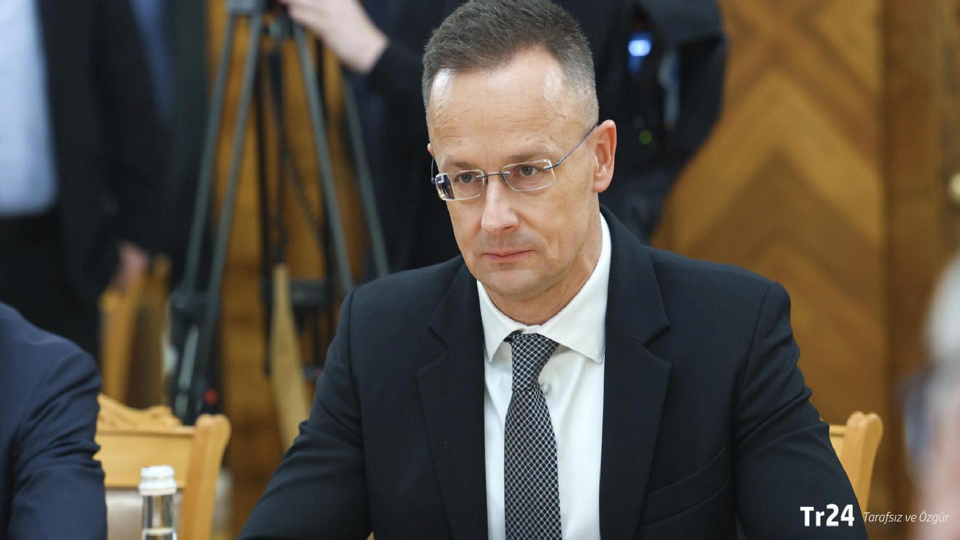 Szijjarto: Macaristan, Ukrayna’dan döviz transferiyle ilgili açıklama istedi