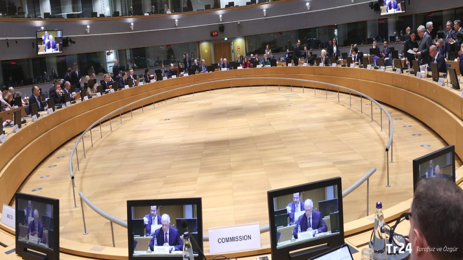 AB: Rusya, tüm AB ülkelerinin iki katı kadar top mermisi üretiyor