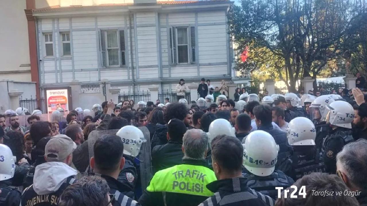 CHP’li Özgür Çelik’ten İlayda Zorlu eylemi tepkisi: Öğrencilerin şiddet beyanları yok sayıldı, ‘kendilerini yaraladılar’ denildi