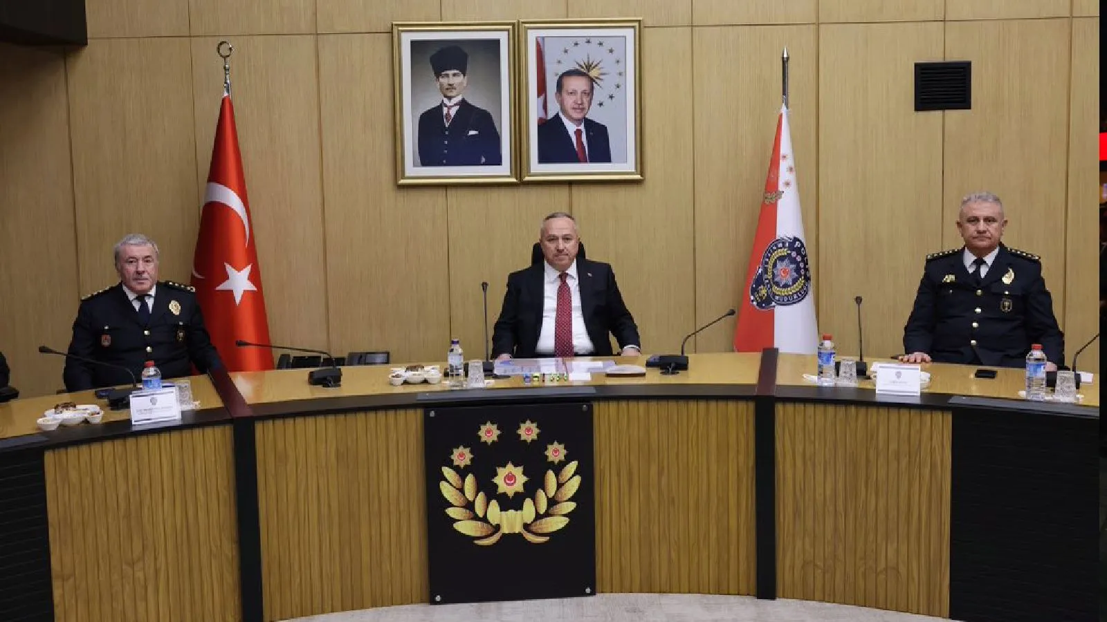 Emniyet’te jet görev başı: Yeni genel müdür Fidan mesaiye başladı