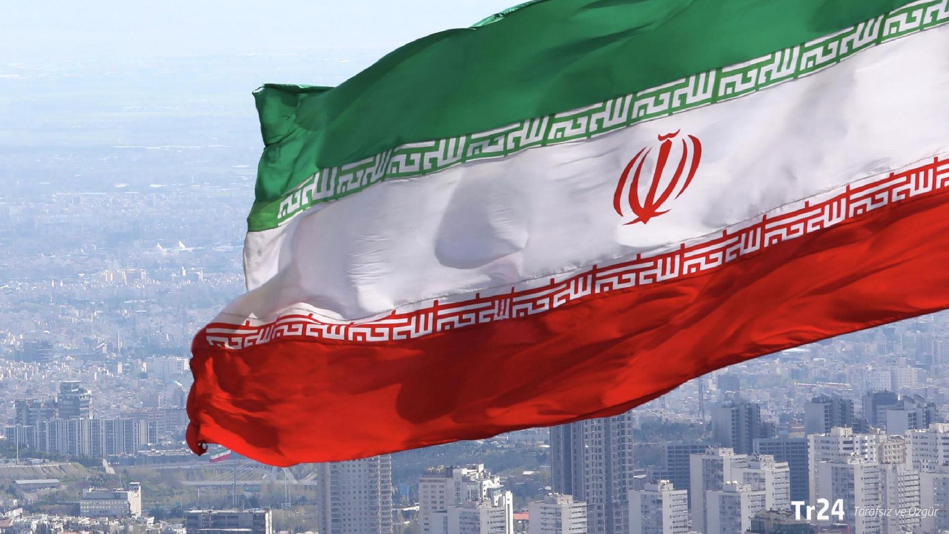 İran basını: Tahran’da hava savunma sistemleri devreye girdi, patlama sesleri duyuldu